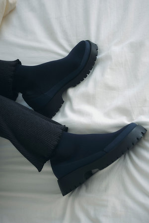 " ニットブーツ"