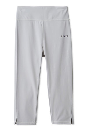 カプリレギンス