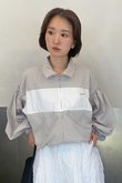 ライトグレー