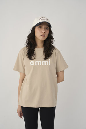 emmiロゴTEE