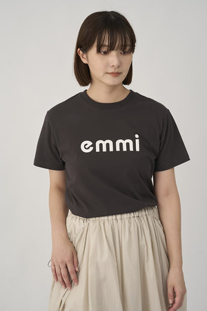 emmiロゴTEE