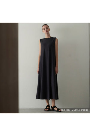 ノースリーブワンピース チャコール