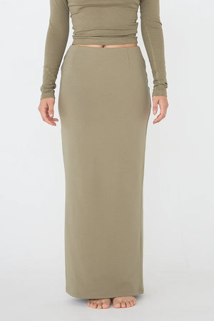 Curve Me Maxi Skirt